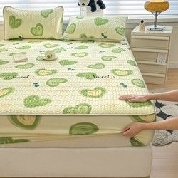 Ощутите ощущение охлаждения с наборами шелковых постельных принадлежностей 2024 года в европейском стиле