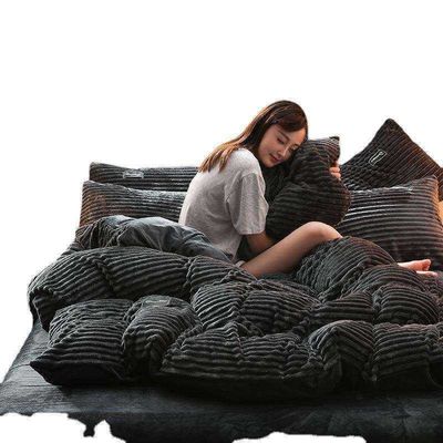 Постельное белье 4 шт. Фланельное одеяло и подушка для подушек