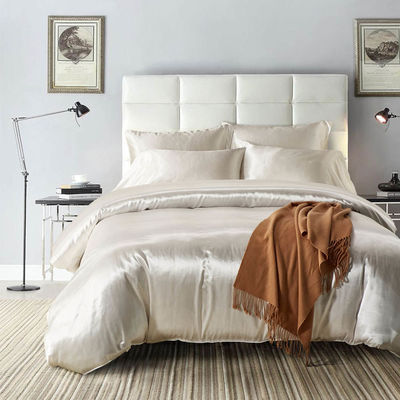 Настройка шелкового постельного белья на заказ с 3 шт. King Size Bed Covers и плотностью ткани 133 * 72