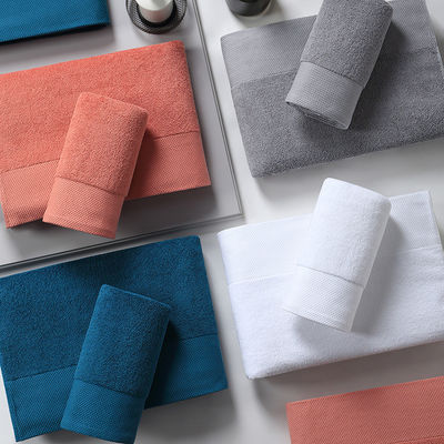 Специализированный полиэстер/волокно Luxury Hotel Embroidery Bath Towel Set для сверхпоглощающей